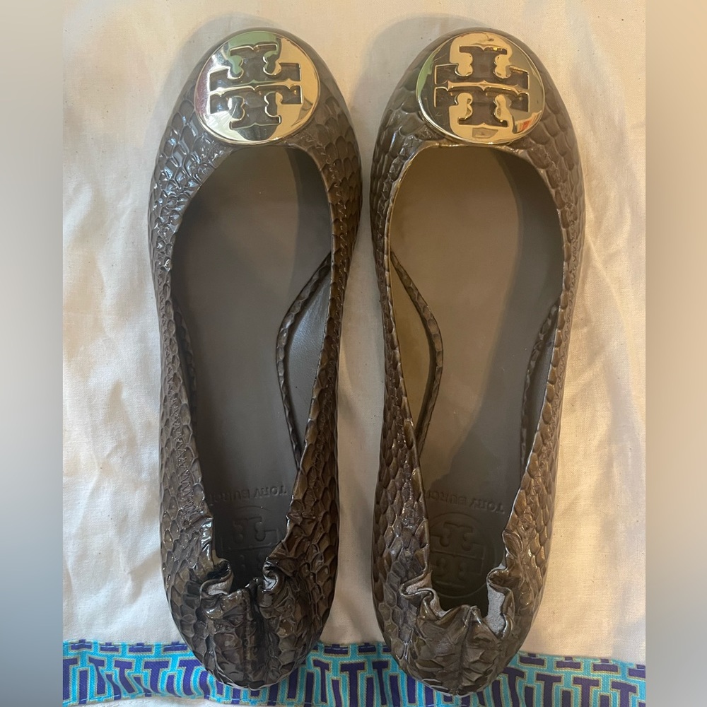 Tory Burch brown snakeskin size 7.5 ballet flats
